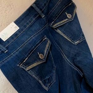 Maurices 16 slim boot mid rise jeans NWT
